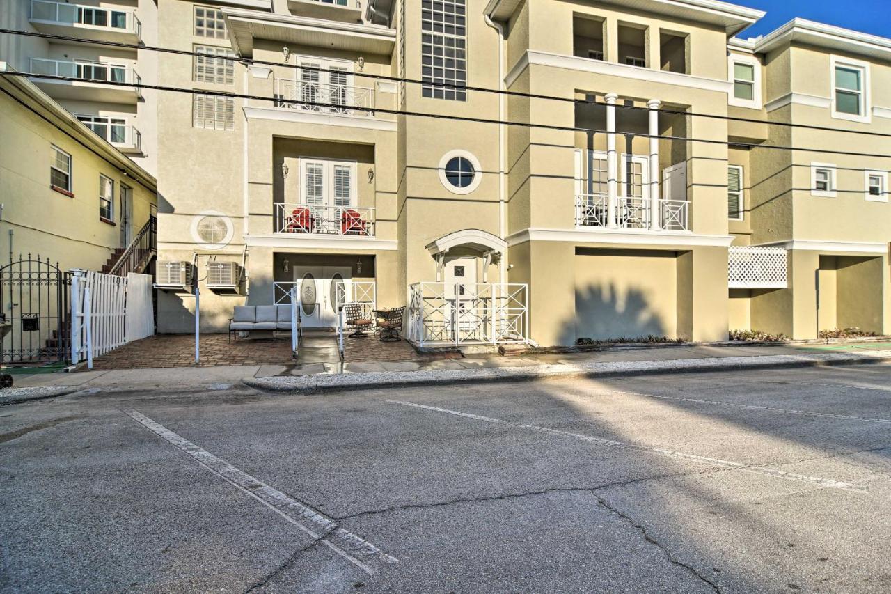 Coastal Sea Side Townhome - Walk To Beach! Клиъруотър Бийч Екстериор снимка
