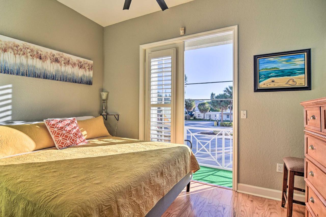 Coastal Sea Side Townhome - Walk To Beach! Клиъруотър Бийч Екстериор снимка